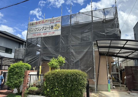 福岡県大野城市緑ヶ丘のS様邸でタテイルαを使用した外壁塗装・屋根塗装工事を行っています。7/3着工です。【HPより】
